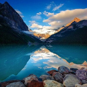 lake louise canada