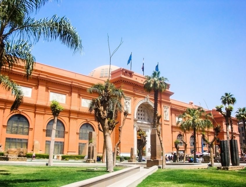 Le Caire