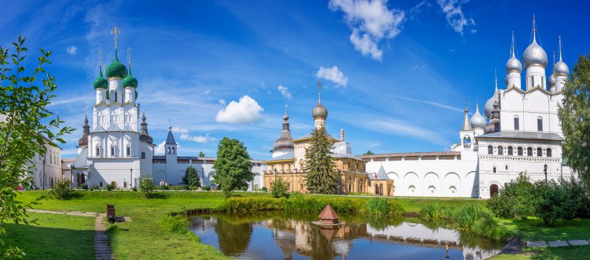 Yaroslav - Rostov-le-Grand - Serguiev Possad - Moscou