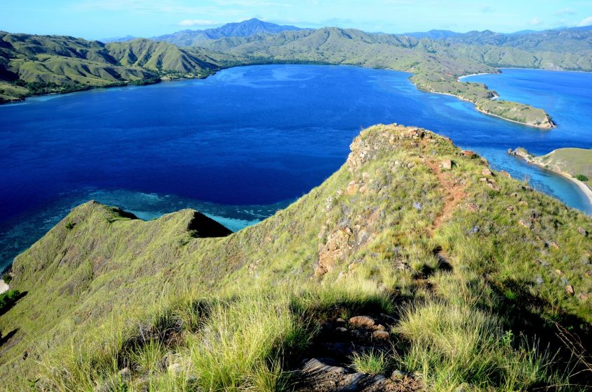 Yogyakarta - Labuan Bajo (vol via Denpasar)