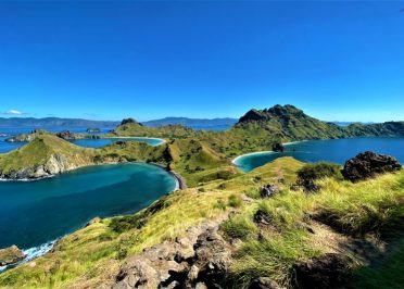 Yogyakarta - Labuan Bajo (vol via Denpasar)