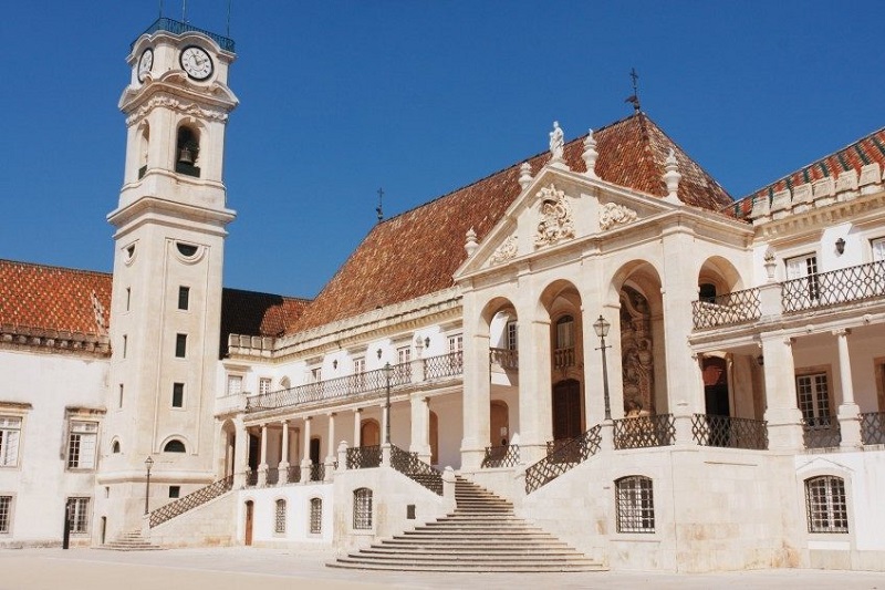 Porto - Coimbra - Nazaré - Obidos - Lisbonne