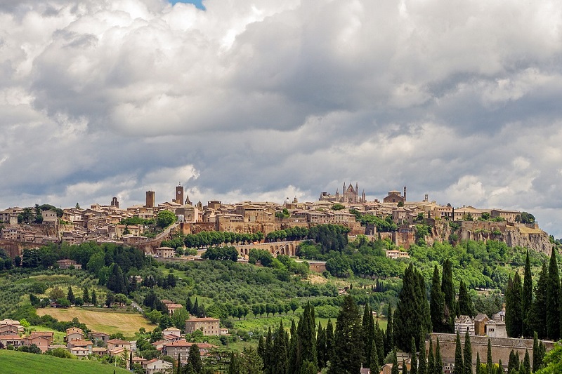 Chianciano Terme Orvieto - Golfe de Naples