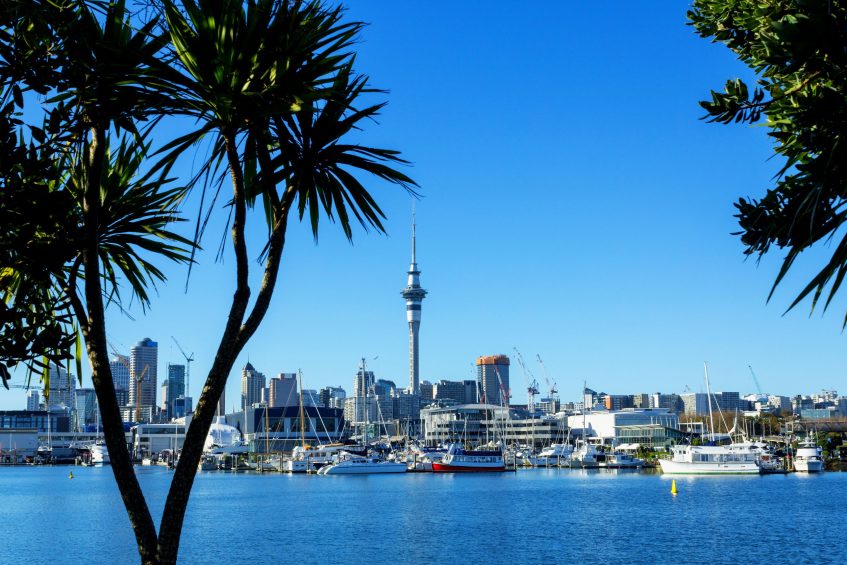 Christchurch - Auckland (vol)