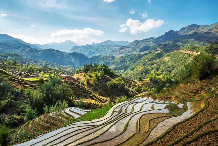 Lao Cai - Ma Tra - Ta Phin - Sapa