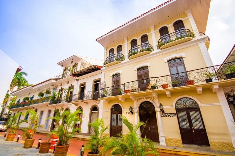 Santiago de Chili - Panama City (vol) - Montréal (vol)