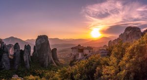 À la découverte des villages troglodytes