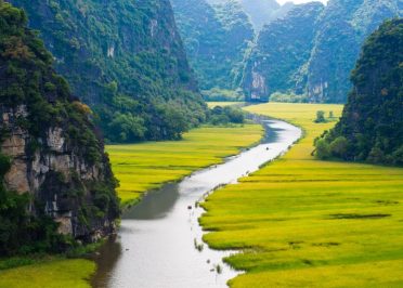 Ninh Binh - Hoa Lu - Baie d'Halong terrestre Tam Coc - Hanoï - Train de nuit