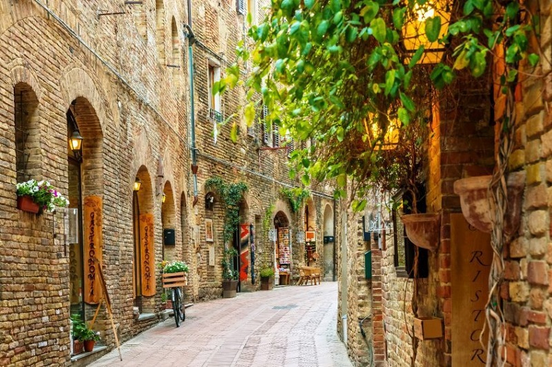Montecatini - San Gimignano – Sienne – Chianciano Terme