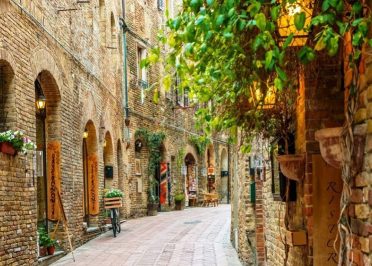 Montecatini Terme - San Gimignano - Sienne - Chianciano Terme