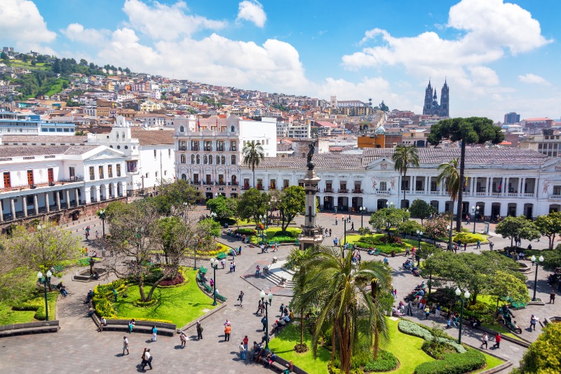 Montréal  Arrivée à Quito