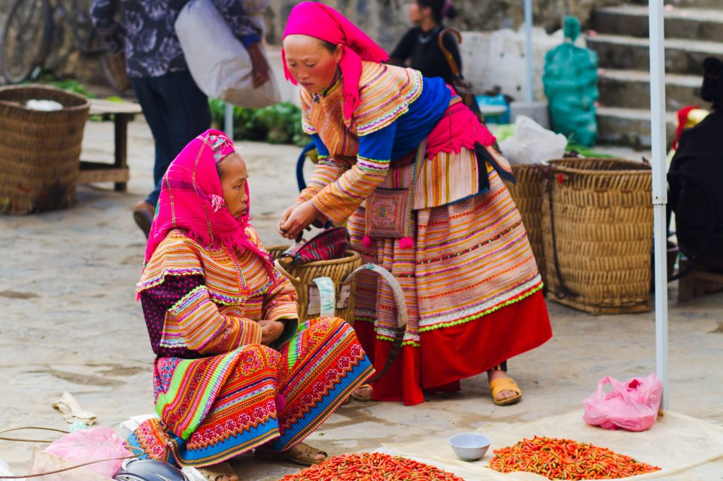 Sapa  Marché Bac Ha - Route vers Hanoï